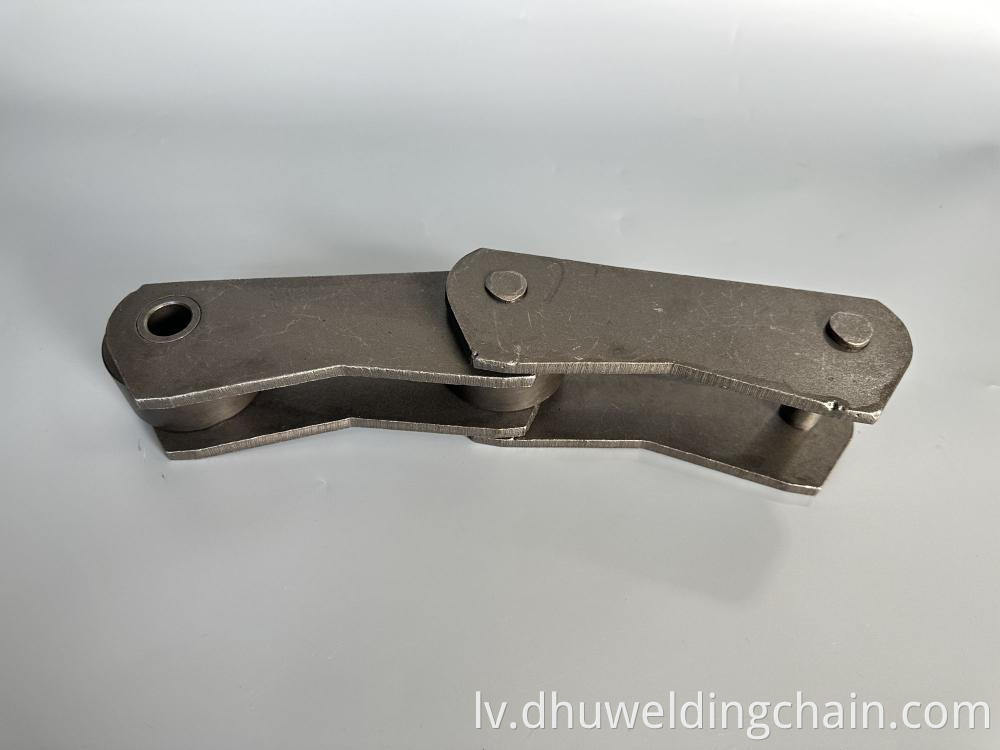 Cooling bed conveyor chain